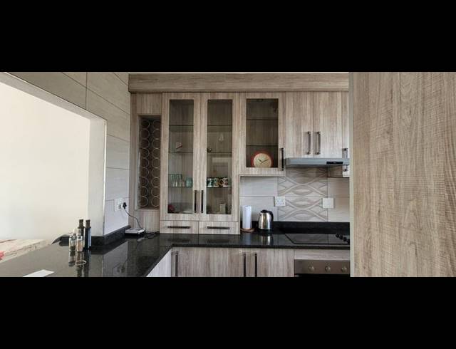 2 BEDROOM TOWNHOUSE FOR SALE IN RACEVIEW